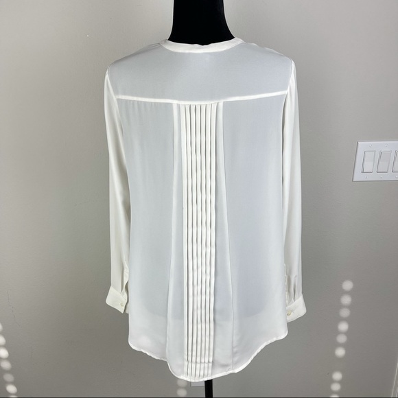 Worthington Ivory Long sleeve button down blouse - Picture 7 of 13